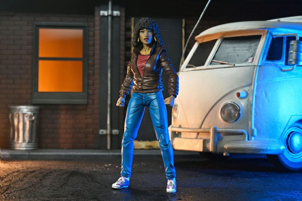 April O'Neil  Teenage Mutant Ninja Turtles Figurka 18 cm - Image 12