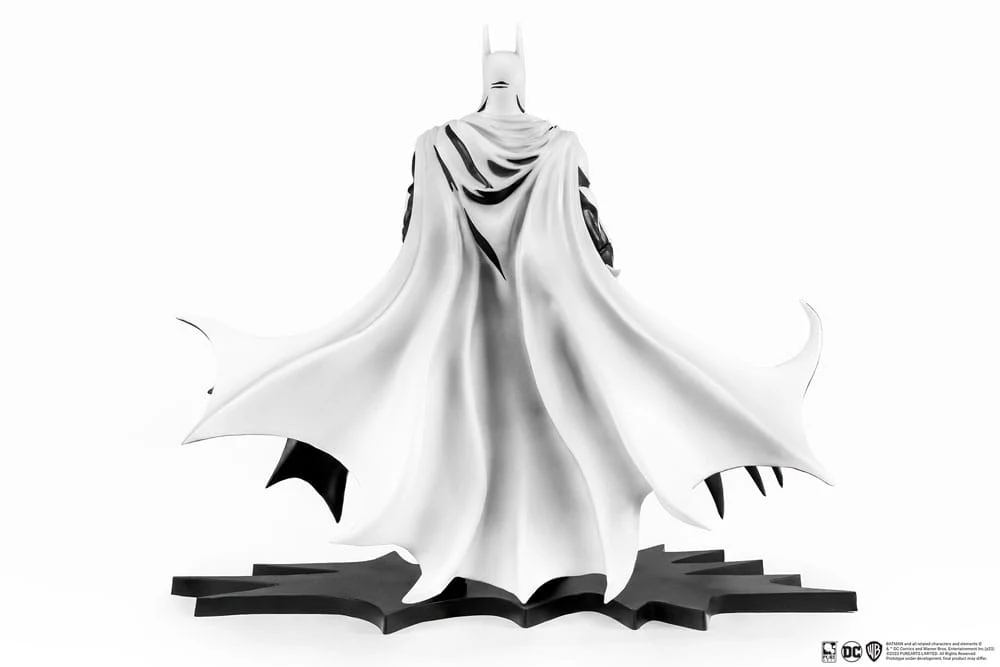 Batman DC Black & White Version PX 1/8 Figurka 27 cm - Image 5