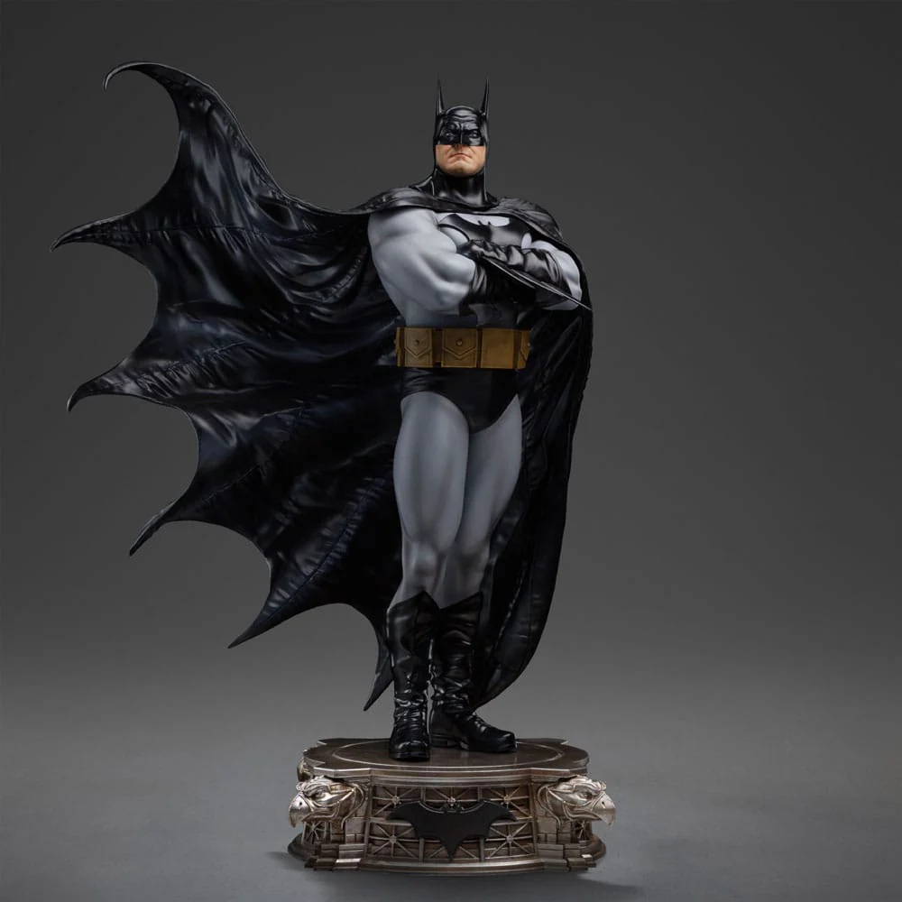 Batman DC Trinity DC Comics Legacy Replica 1/4 Figurka 60 cm - Image 2