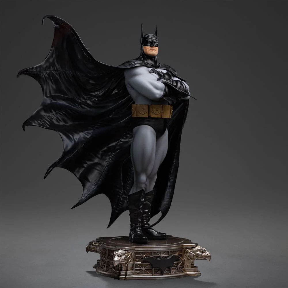 Batman DC Trinity DC Comics Legacy Replica 1/4 Figurka 60 cm - Image 4