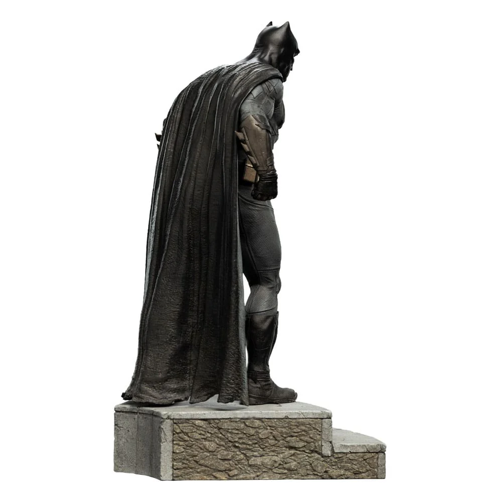 Batman DC Zack Snyder's Justice League Statue 1/6 Figurka 37 cm - Image 6