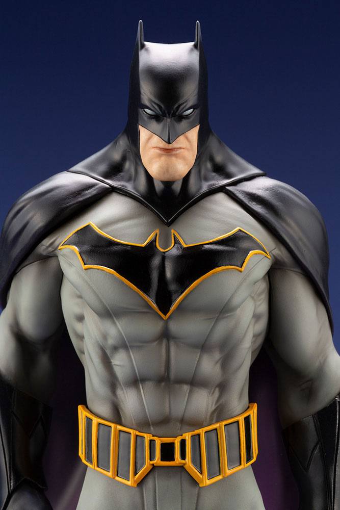 Batman: Last Knight on Earth DC Comics ARTFX 1/6 Figurka 30 cm - Image 10