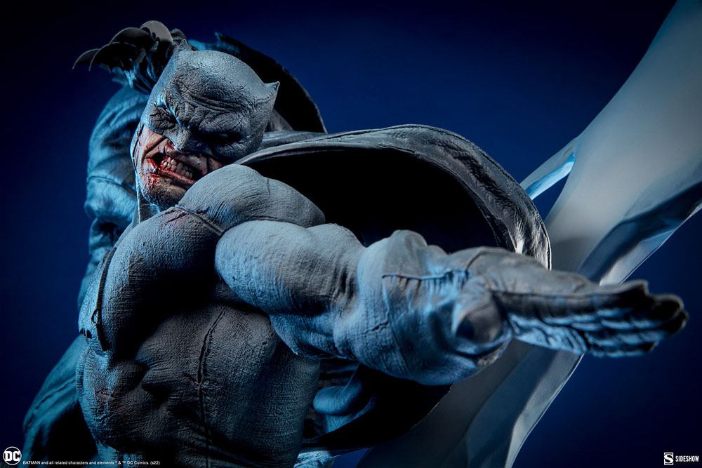 Batman: The Dark Knight Returns DC Comics Premium Format Figurka 80 cm - Image 7