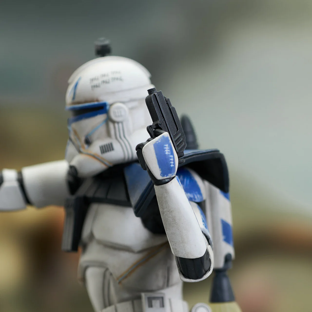 Captain Rex Star Wars: The Clone Wars Gallery Figurka 23 cm - Image 13
