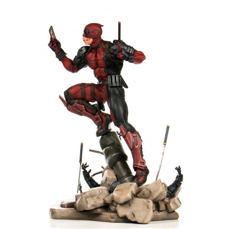 Deadpool by Erick Sosa Marvel Comics PrototypeZ 1/6 Figurka 46 cm - Image 3