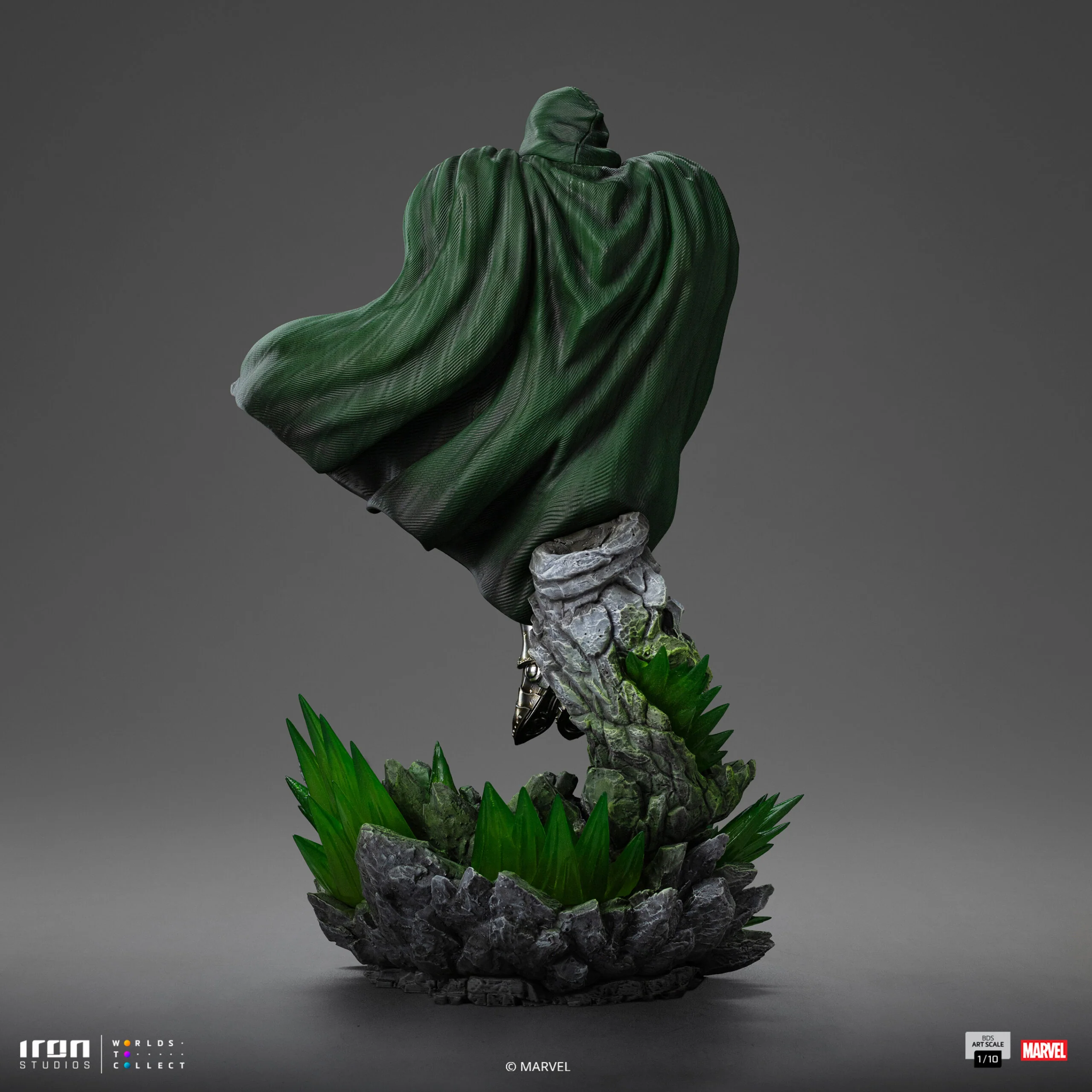 Doctor Doom Marvel Infinity Gauntlet Diorama Art Scale 1/10 Figurka 30 cm - Image 4