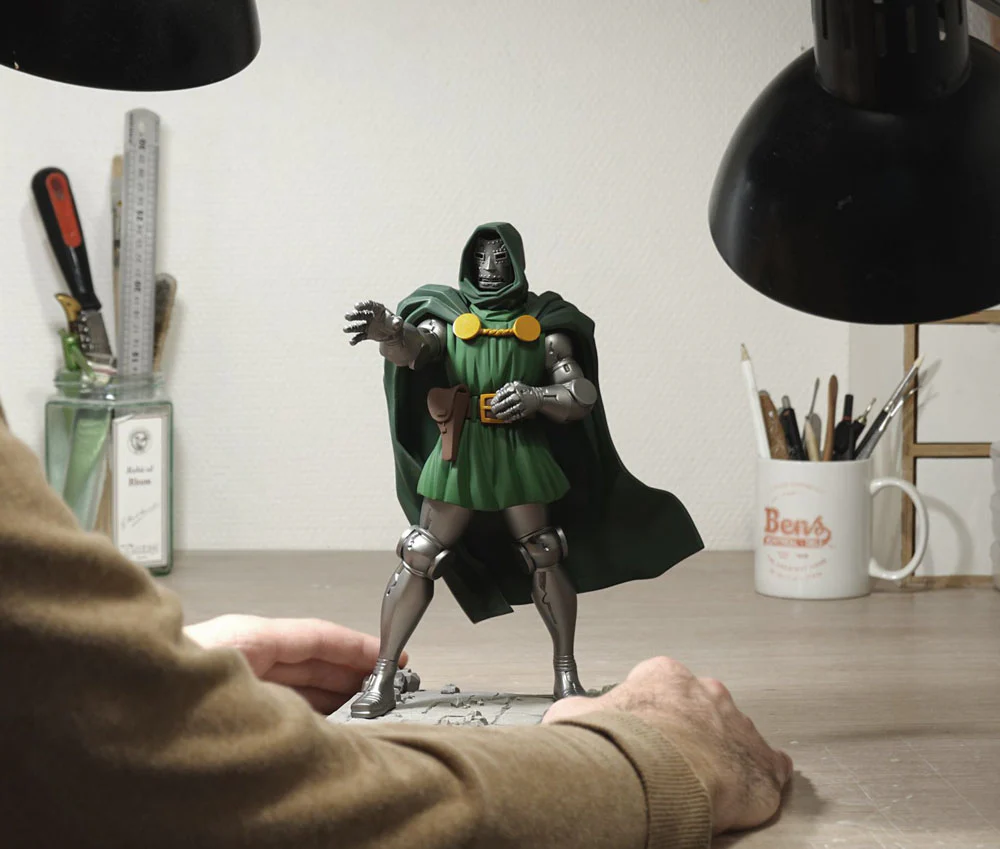 Dr. Doom Marvel Comics Legacy Collection Figurka 26 cm - Image 2