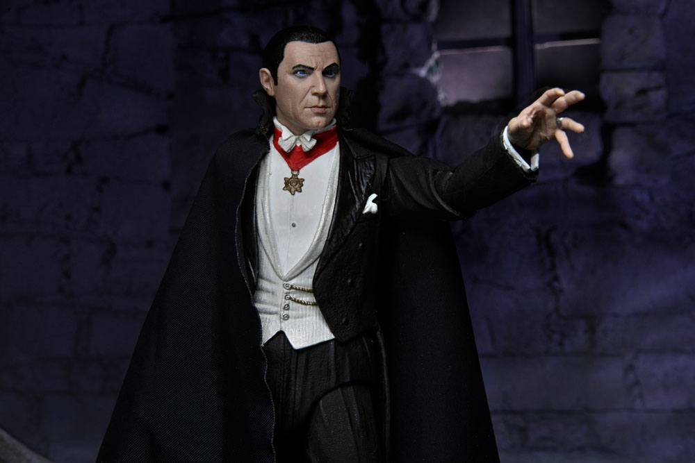 Dracula Transylvania Universal Monsters Figurka 18 cm - Image 9