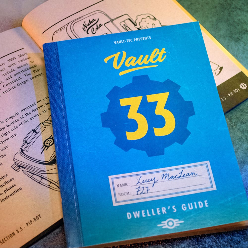 Fallout Gift Box Lucy's Dweller Kit - Image 7