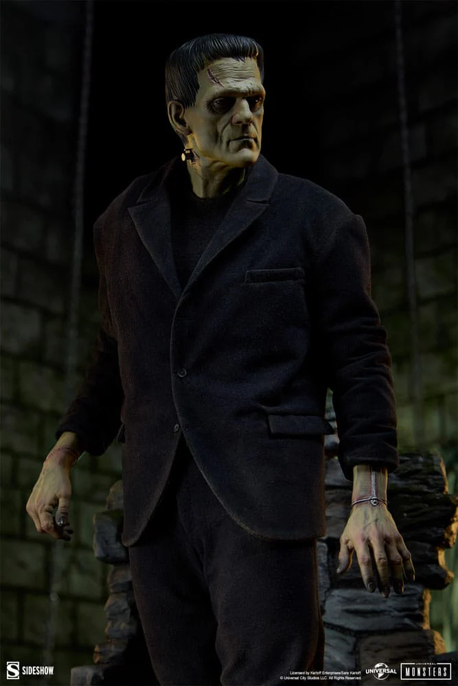 Frankenstein Premium Format Fabric Costume Figurka 57 cm - Image 2