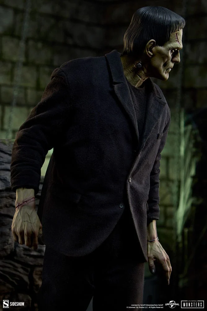 Frankenstein Premium Format Fabric Costume Figurka 57 cm - Image 6