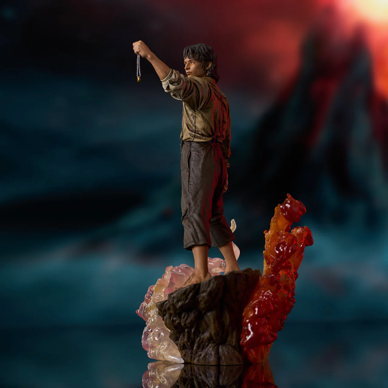 Frodo Lord of the Rings Deluxe Gallery Figurka 25 cm - Image 5