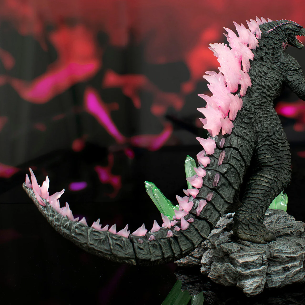 Godzilla X Kong: The New Empire Gallery Deluxe Figurka 28 cm - Image 8