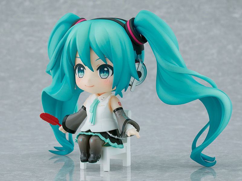 Hatsune Miku NT: Akai Hane Figurka 10 cm - Image 3