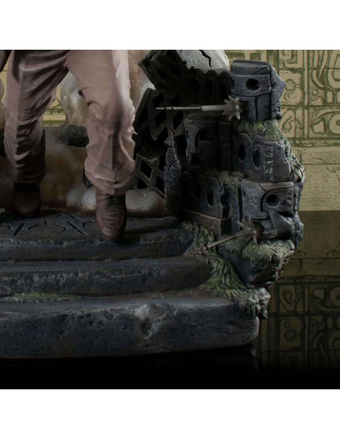 Indiana Jones: Raiders of the Lost Ark Escape with Idol Deluxe Gallery Figurka 25 cm - Image 6
