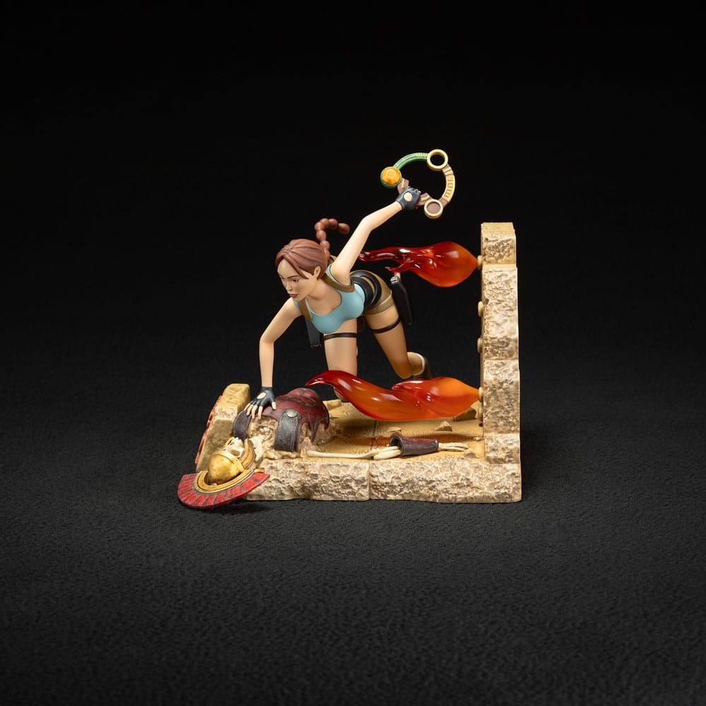 Lara Croft Classic Era Tomb Raider 1996 Figurka 17 cm - Image 15