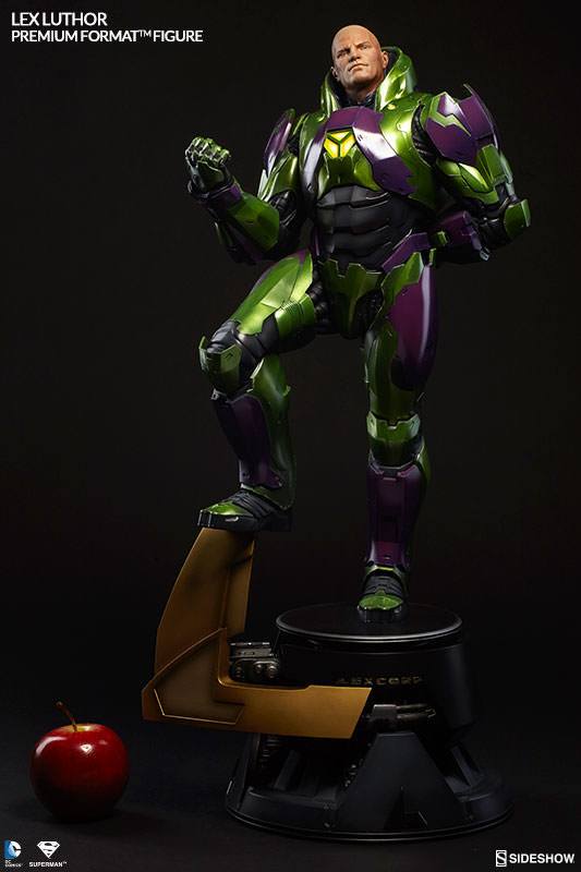 Lex Luthor Power Suit DC Comics Premium Format Figurka 66 cm - Image 2