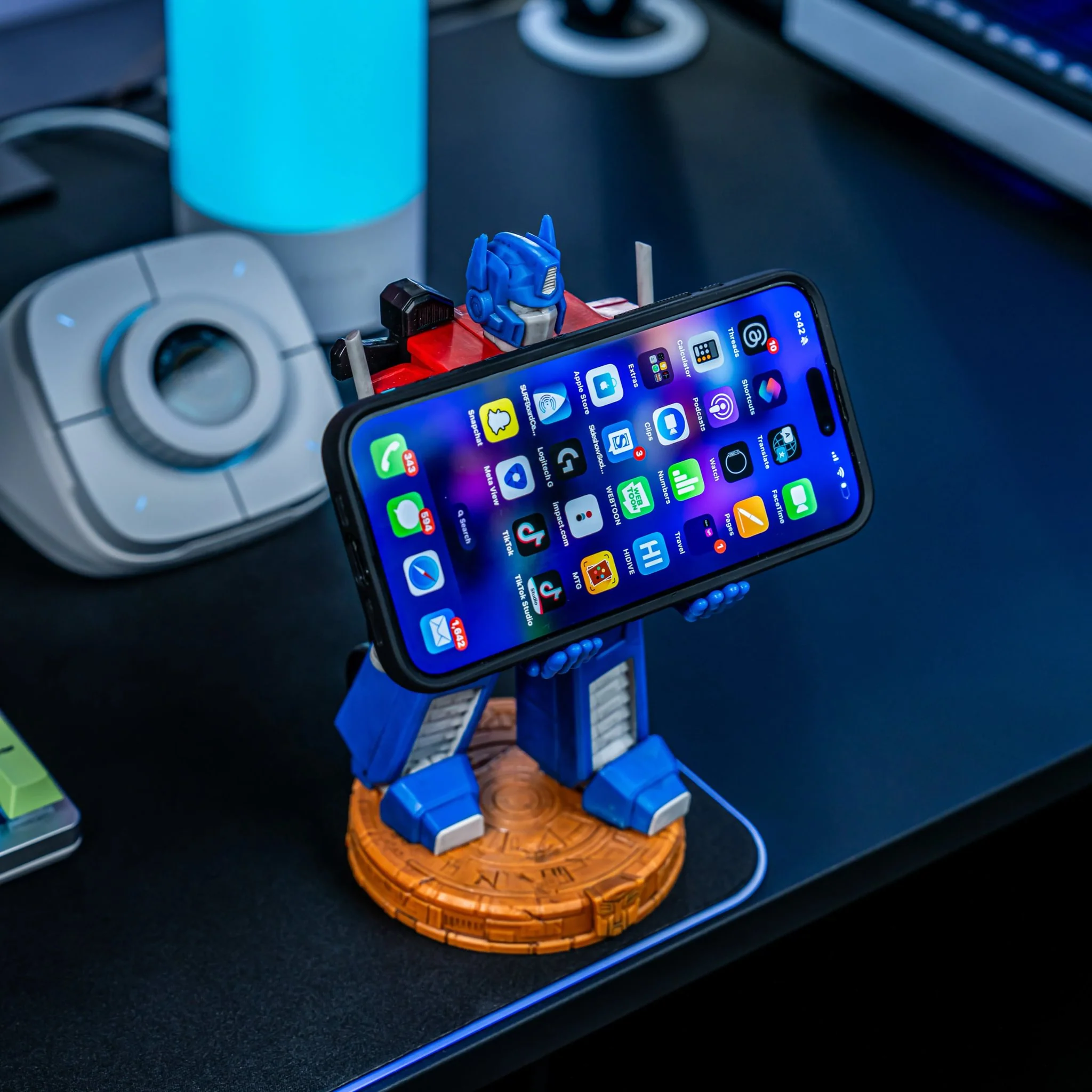 Optimus Prime Podstawka pod Telefon/Pada Transformers - Image 9