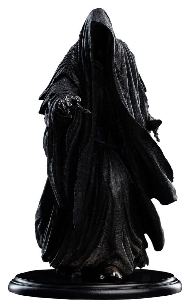 Ringwraith At The Prancing Pony The Lord Of The Rings Miniature Figurka 18 cm - Image 9