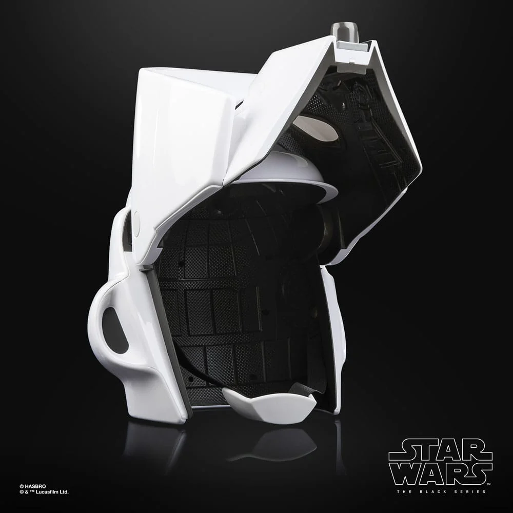 Scout Trooper Star Wars Black Series Electronic Helmet Replika - Image 7