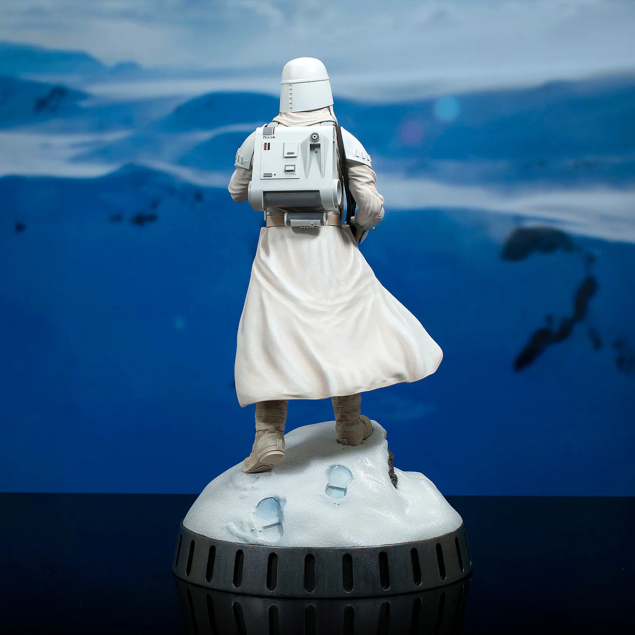 Snow Trooper Star Wars Empire Strikes Back Milestones Figurka 35 cm - Image 4