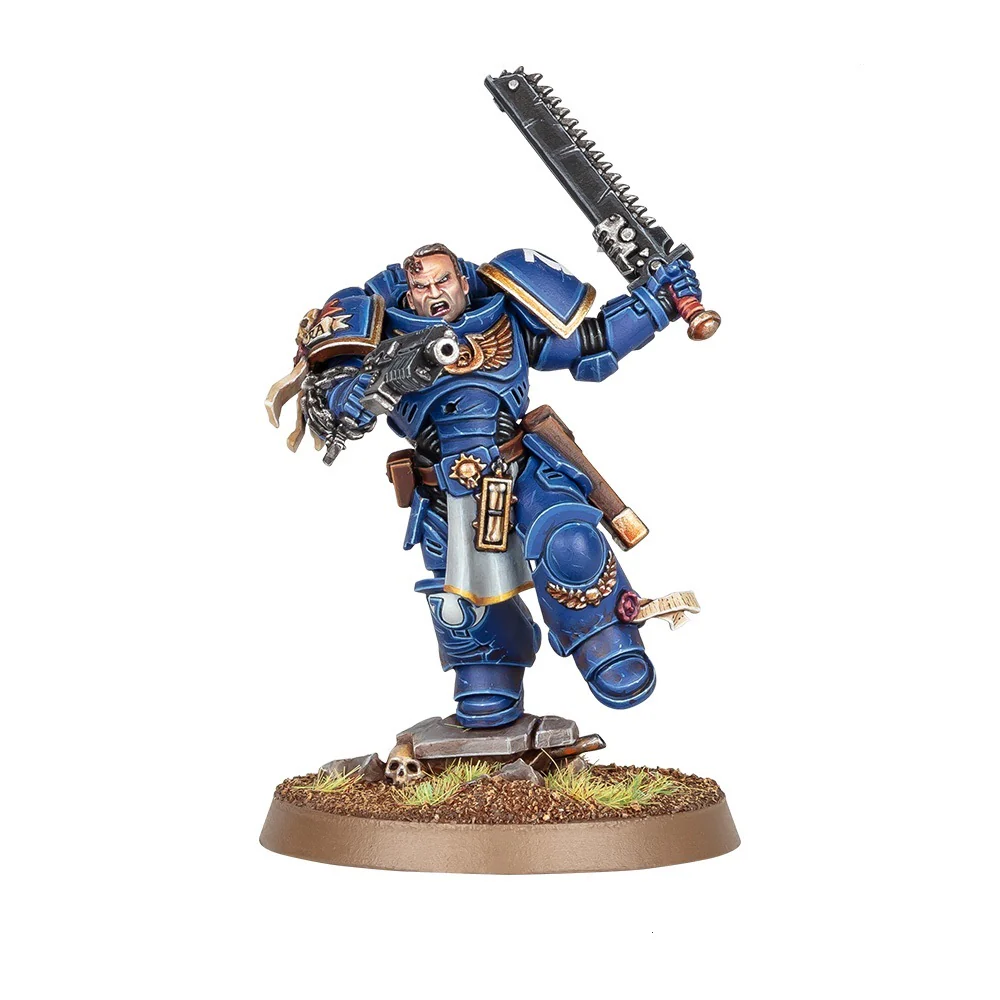 Space Marines Lieutenant Titus Wathammer 40K - Image 2