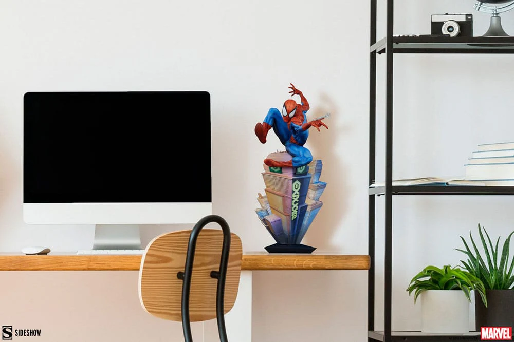 Spider-Man Marvel Premium Format Figurka 55 cm - Image 5