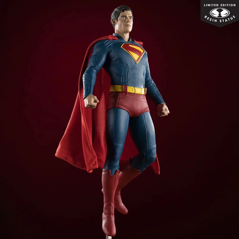 Superman 2025 DC Direct 1/6 Figurka 35 cm - Image 4
