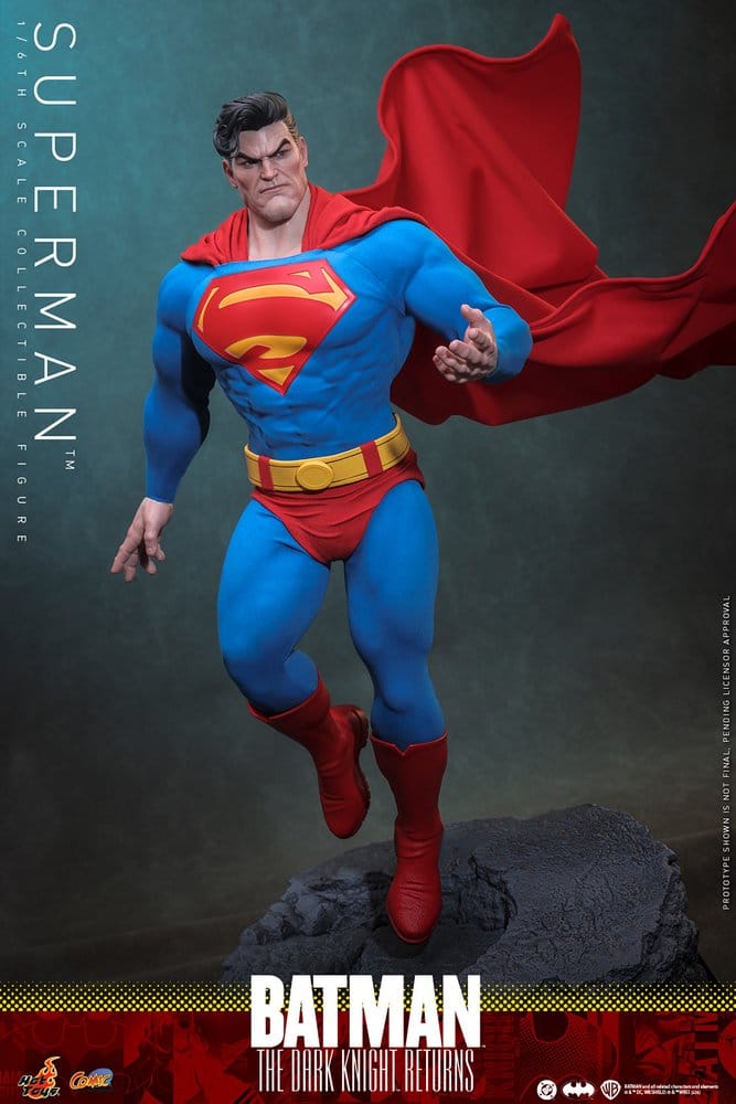 Superman DC Batman: The Dark Knight Returns Comic Masterpiece 1/6 Figurka 34 cm - Image 3