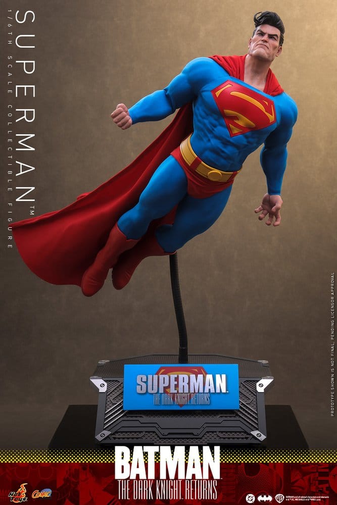 Superman DC Batman: The Dark Knight Returns Comic Masterpiece 1/6 Figurka 34 cm - Image 4