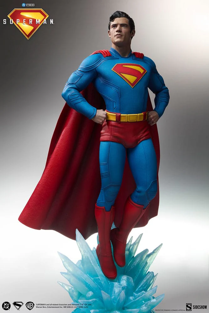 Superman DC Superman 2025 Premium Format Figurka 61 cm - Image 4