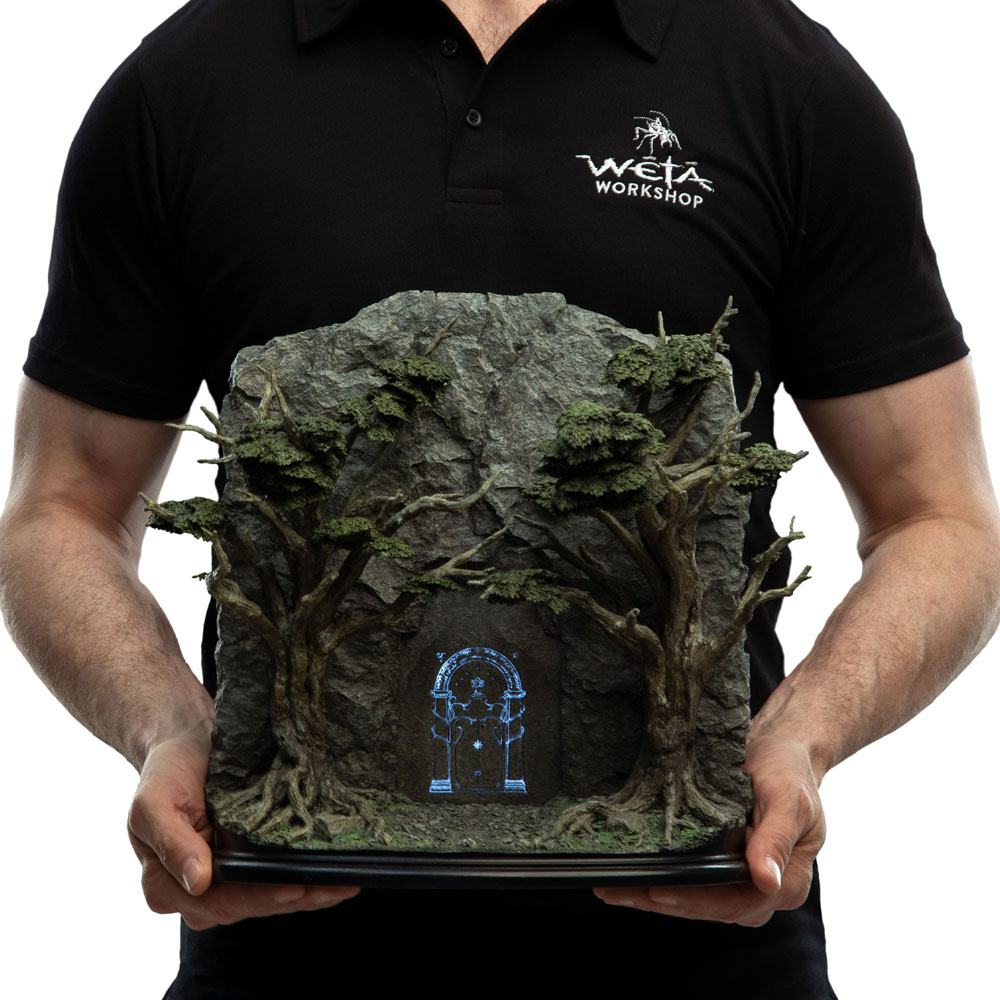 The Doors of Durin Lord of the Rings Environment Figurka 29 cm - Image 11