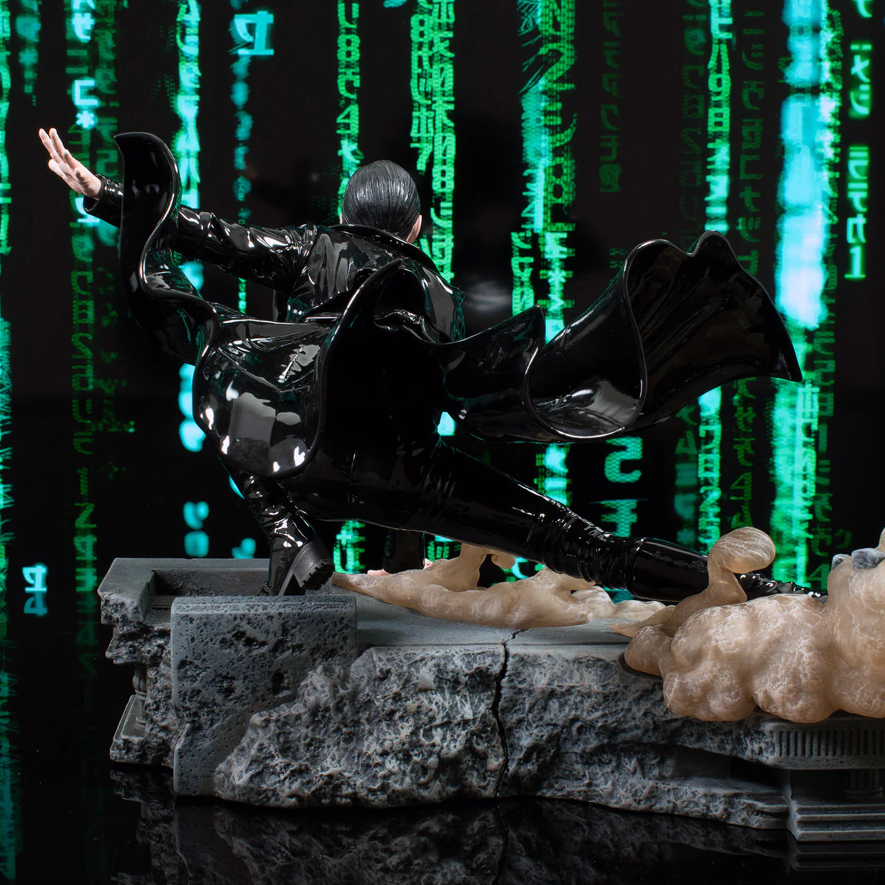 Trinity The Matrix Gallery Deluxe Figurka - Image 7