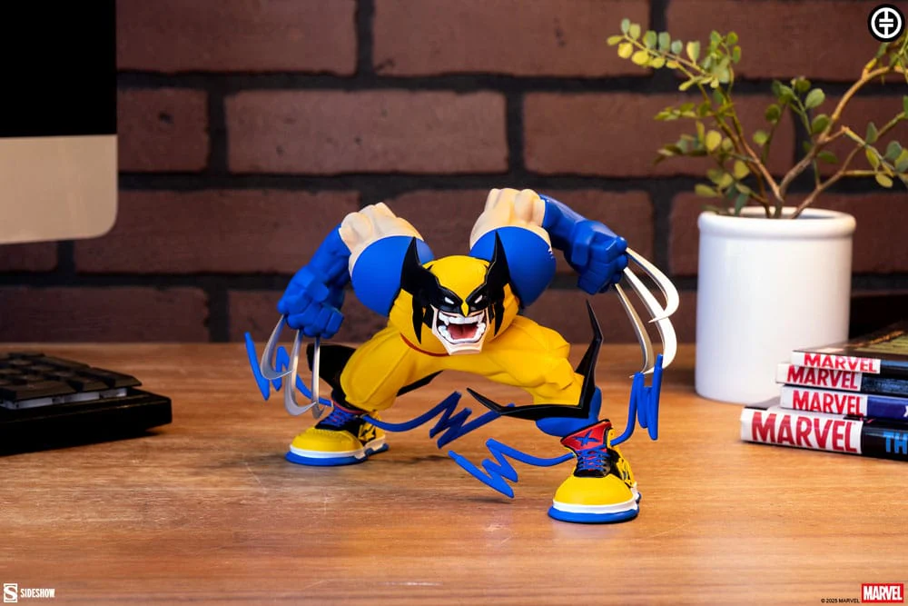 Wolverine Marvel Designer Collectible Figurka 24 cm - Image 2