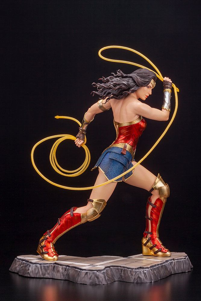 Wonder Woman 1984 DC Movie 1/6 Figurka 25 cm - Image 10