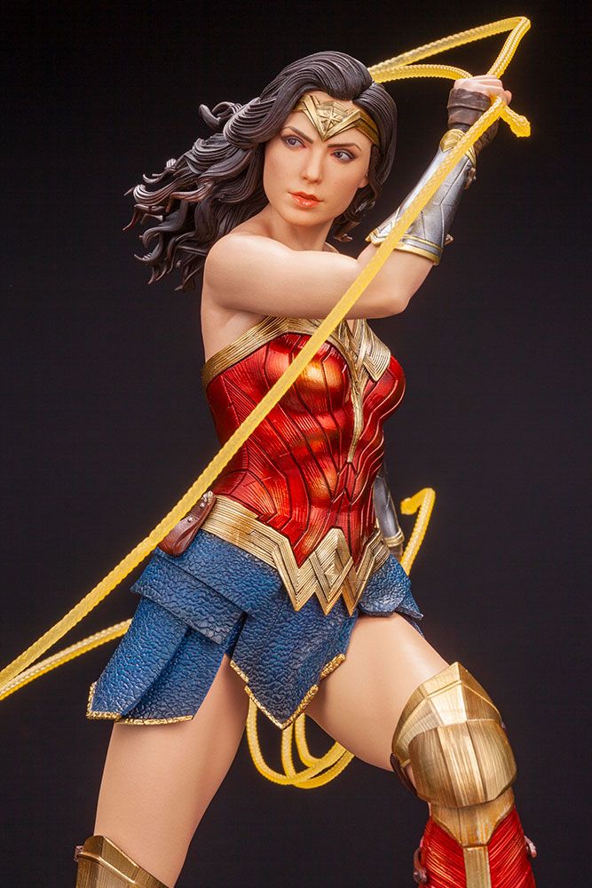 Wonder Woman 1984 DC Movie 1/6 Figurka 25 cm - Image 13