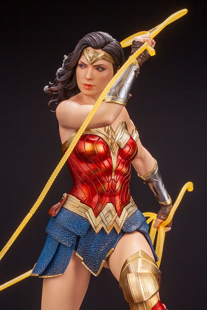 Wonder Woman 1984 DC Movie 1/6 Figurka 25 cm - Image 14