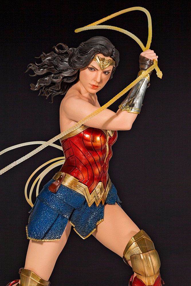 Wonder Woman 1984 DC Movie 1/6 Figurka 25 cm - Image 15