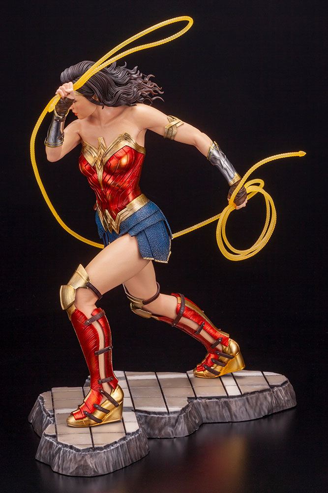 Wonder Woman 1984 DC Movie 1/6 Figurka 25 cm - Image 8